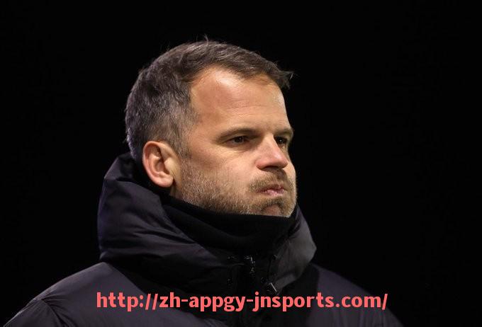 江南体育APP-世俱杯历史上的爆冷比赛盘点与赛果惊喜解读